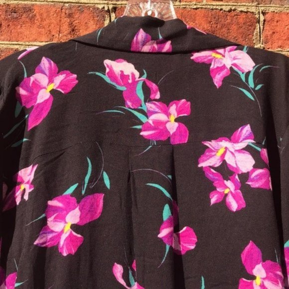 Black and Purple Floral Print Free Press Long Sleeve V-Neck Collared Blouse - Picture 14 of 15